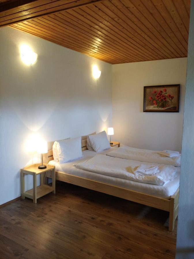 Hotel V Nebi Josefův Důl u Jablonce nad Nisou Exterior foto