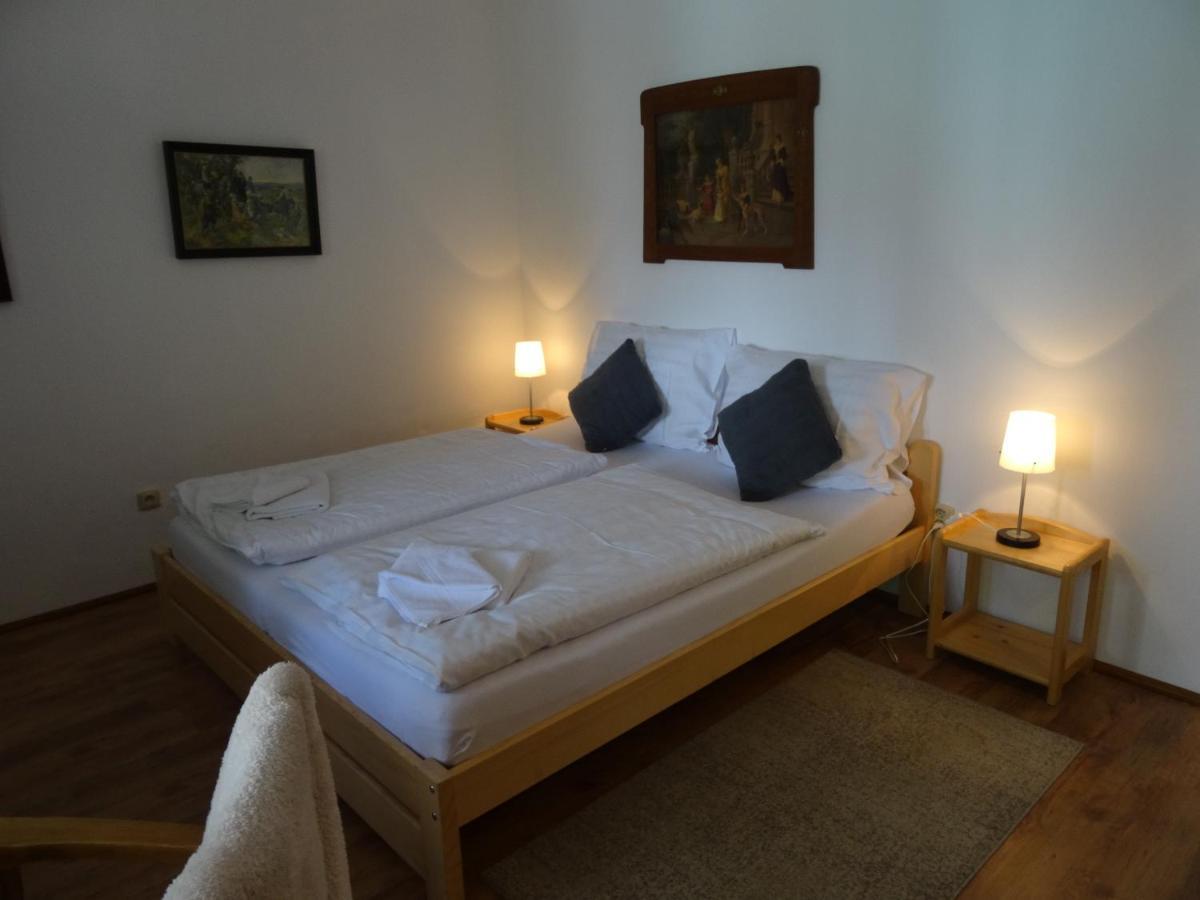 Hotel V Nebi Josefův Důl u Jablonce nad Nisou Exterior foto