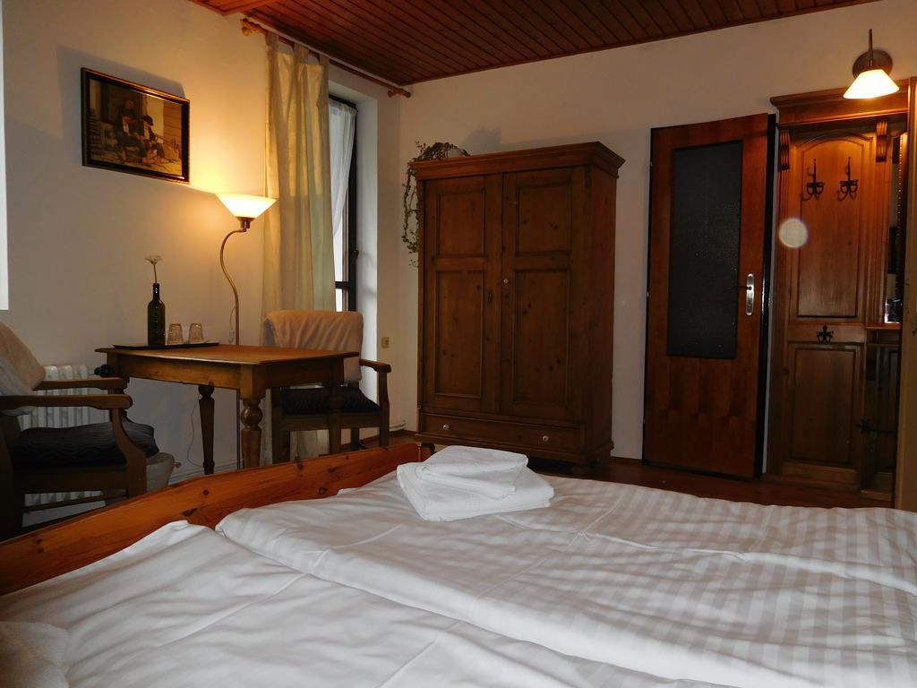 Hotel V Nebi Josefův Důl u Jablonce nad Nisou Exterior foto
